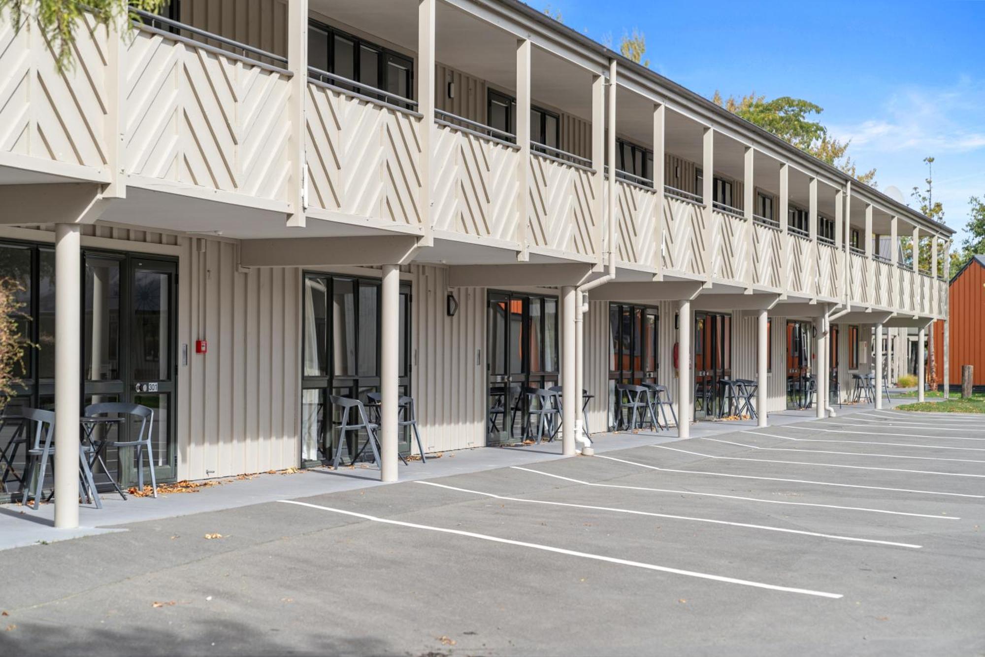 Tasman Holiday Parks - Christchurch Exterior foto The motel in 2012